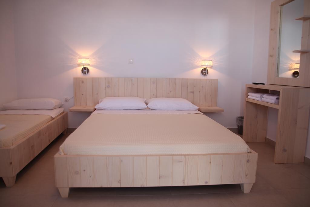 Meltemi Retreat Hotel Đảo Iraklia Ngoại thất bức ảnh