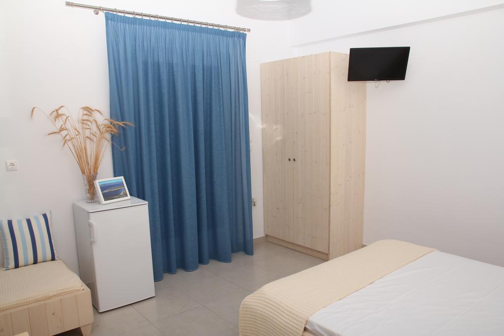 Meltemi Retreat Hotel Đảo Iraklia Ngoại thất bức ảnh